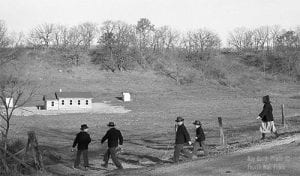 Quad-Cities Filmmakers Debut New Film On Dramatic Wisconsin vs. Amish Case Online