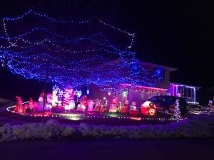 Merry Christmas! QC Scene Highlights The Christmas Lights of The Quad-Cities!