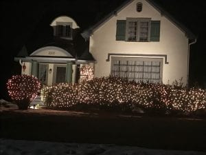 Merry Christmas! QC Scene Highlights The Christmas Lights of The Quad-Cities!