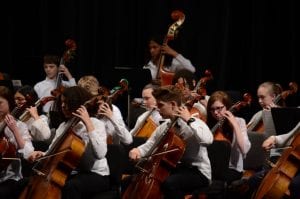 Quad-Cities High School and College Arts Struggle, Adapt During Covid