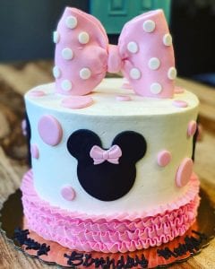 Davenport Business Owner Spreads Sweetness to Local Hospital Staff