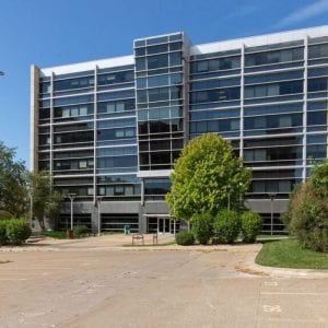 Quad-Cities Pharmacy Startup to Add 200-300 Jobs, Open Davenport Office