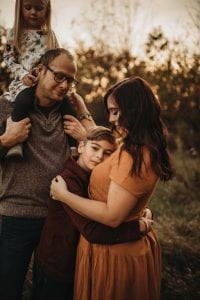 Davenport Photographer Loves Capturing All the Feels On Stage and Life