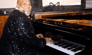 Davenport Public Library Welcomes Steinway International Recording Artist BK Davis