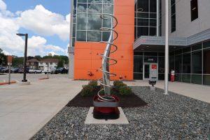 Quad City Arts Public Sculpture Program Pleases Artists and Property Owners