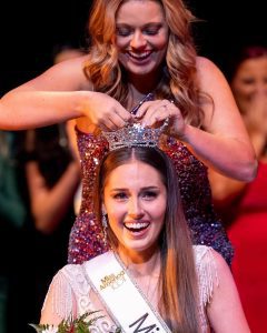 Former Rock Island Argus Reporter Conquers D.C., Releases New Book on Miss America History