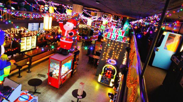 Analog And Lopiez Team Up For Super Awesome Christmas Time In Moline This Weekend