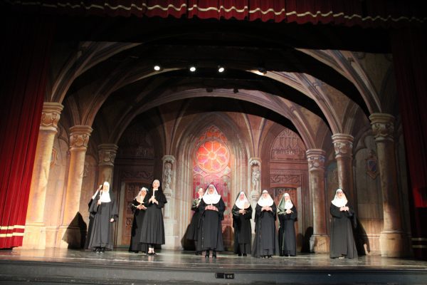 REVIEW: Spotlight Theatre Soars in Spectacular Production of “Sound of Music”