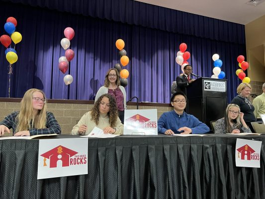 Rock Island High School Students Get A Jump Start On Careers With Illinois Apprenticeships