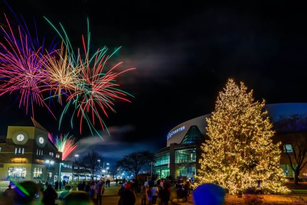Lighting On The Commons Lights Up Moline Today