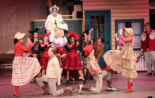Find Fun Holiday Events In Illinois And Iowa Near You This Week