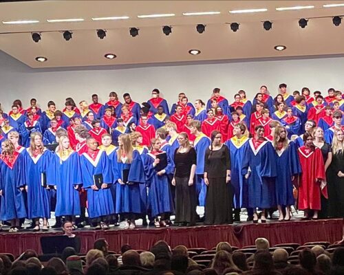 Davenport Community School District Holiday Concert Kicks Off Christmas Season