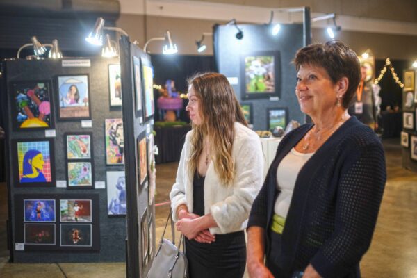 40th Festival of Trees To Shine in Davenport as Major Quad City Arts Fundraiser