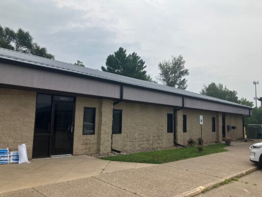 The commercial building that houses Eternal Freedom Church (on the right end) at 3817 W. Locust St., Davenport, Suite 3. (photo by Jonathan Turner)